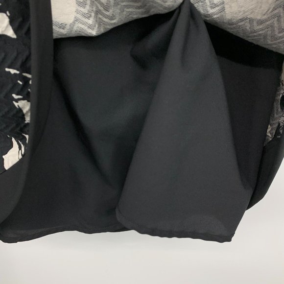 Banana Republic Dress Black White Textured Floral Fit Flare Sleeveless - Picture 8 of 13